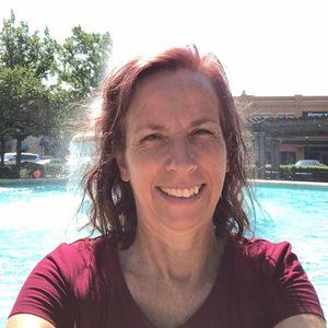 Meet your Posher, Tina